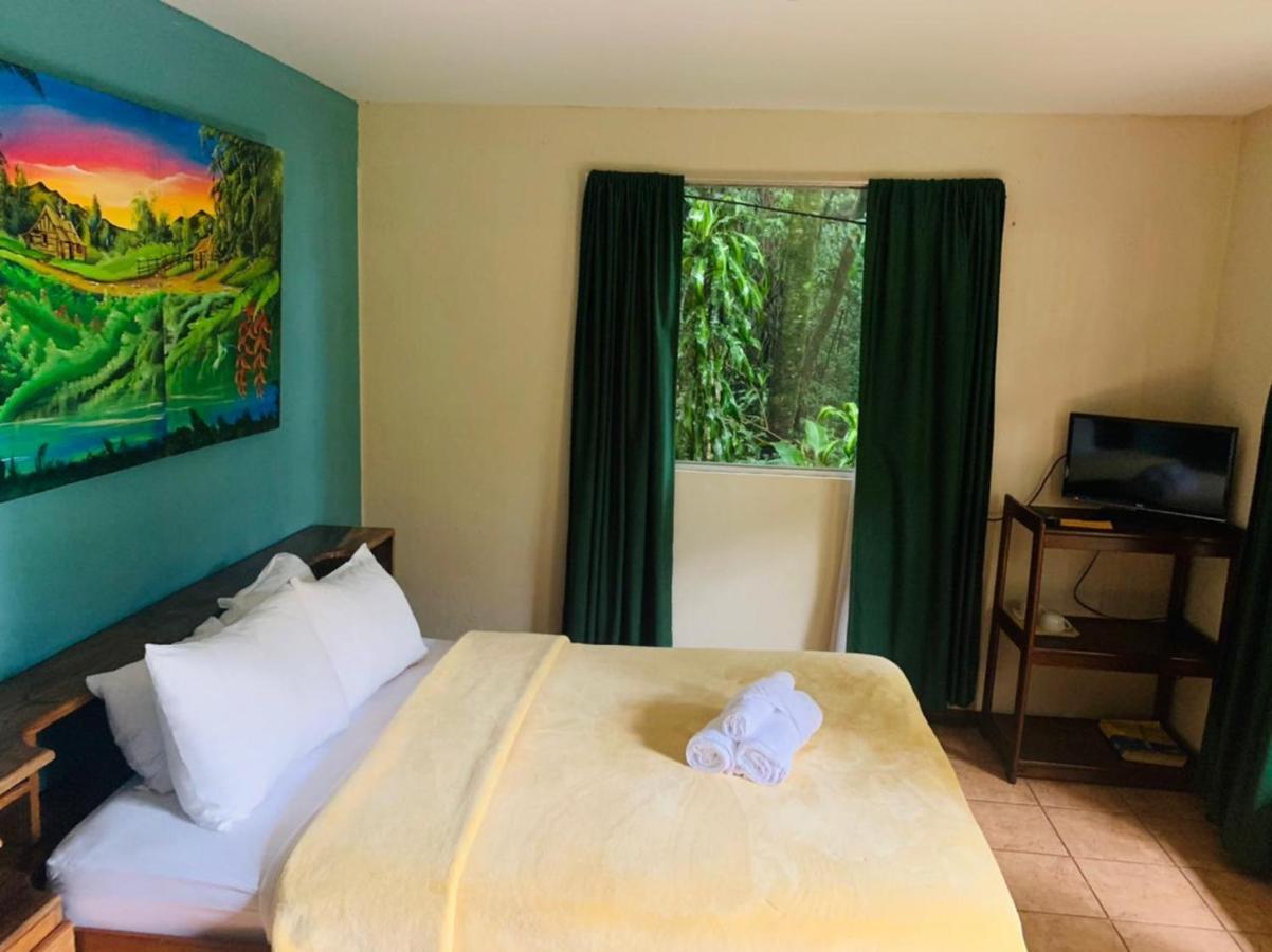 Hotel Quetzal Inn Monteverde Eksteriør bilde